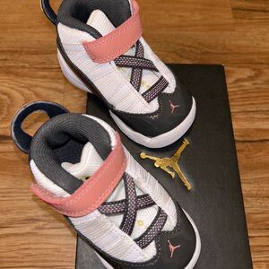 Jordan  6 rings  baby girl 4c